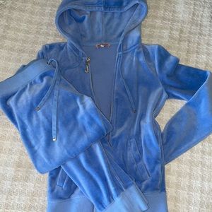 Juicy couture sweat suite